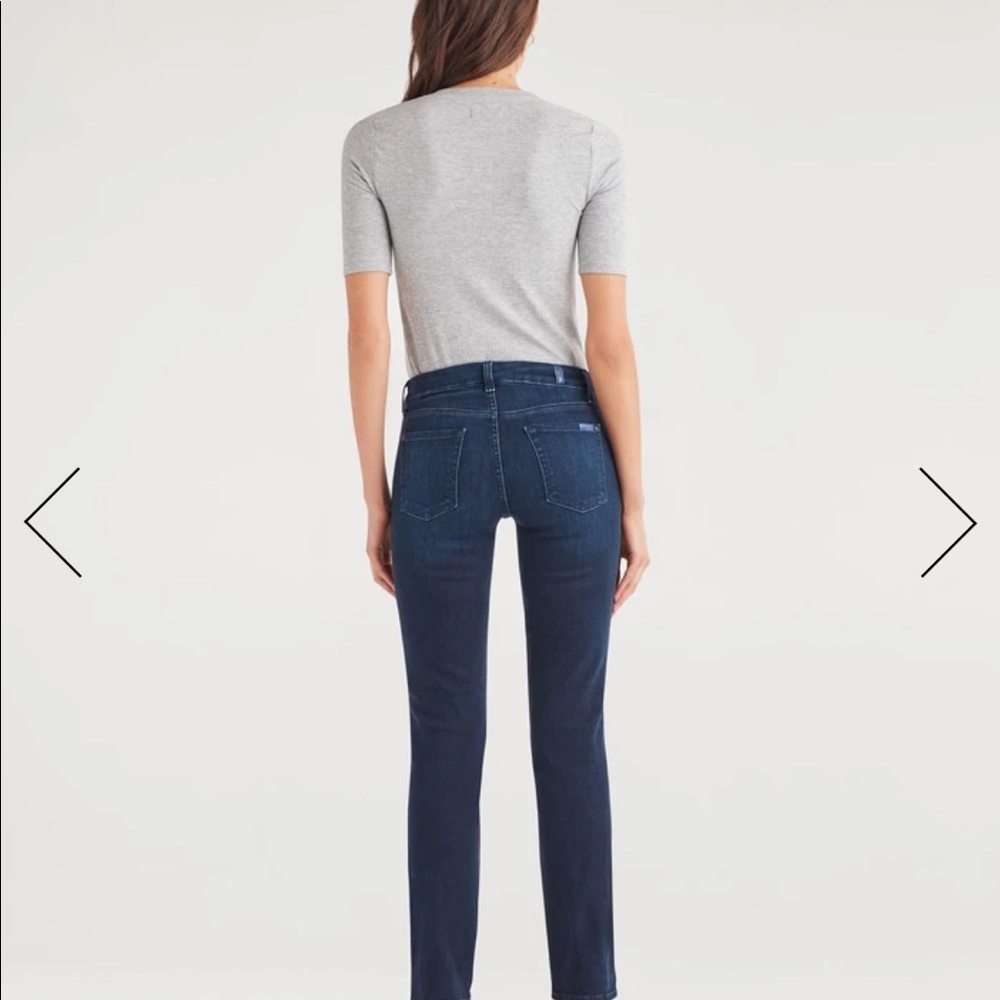 7 For All Mankind medium wash Kimmie straight leg jean - Picture 2 of 9